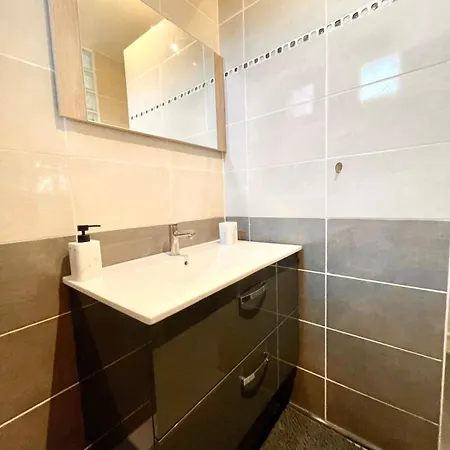 Ecrin Historique D 'amiens Charme & Comfort Apartment *